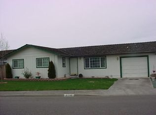 524 Barnum Dr, Phoenix, OR 97535