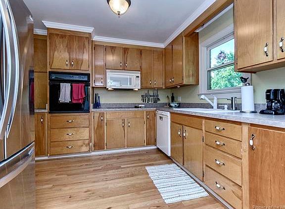 4th image of 132 Ferncliff Dr