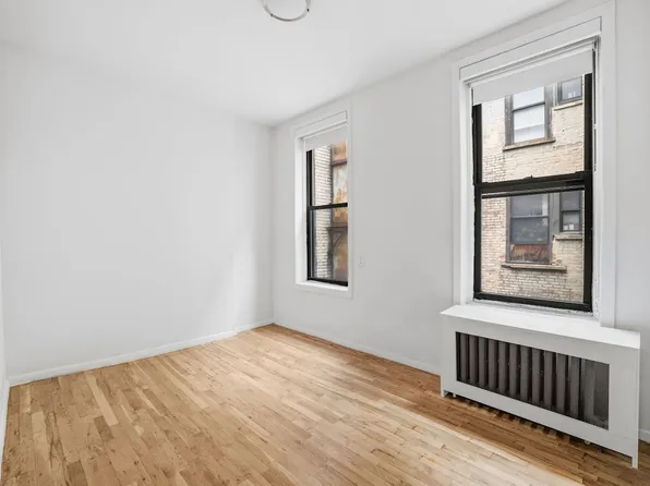 176 East 81st Street image 1 of 10