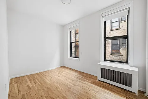 176 E 81st St #4C Photo 1 176 E 81st St #4C Photo 1