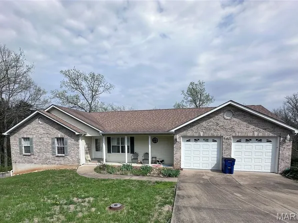 802 Donaldson St, De Soto, MO 63020