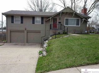 11311 Arbor St, Omaha, NE 68144