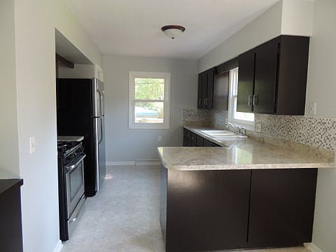 5th image of 4021 N Pine Dell Dr