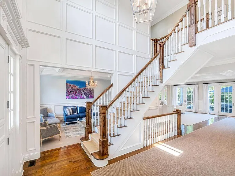 72 Windmill Ln — Photo 3