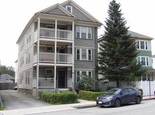 412 Grafton St #1, Worcester, MA 01604