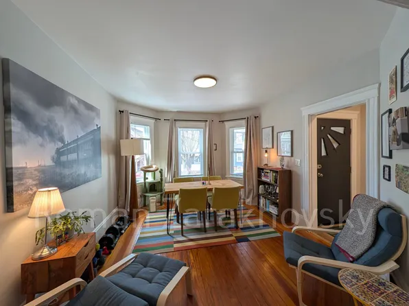 103 Bartlett St APT 1, Somerville, MA 02145