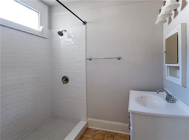2108 Broadway St #9 — Photo 7