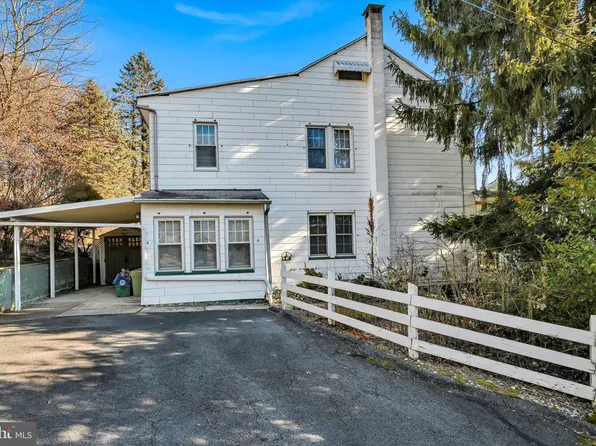 938 Seneca St, Pottsville, PA 17901