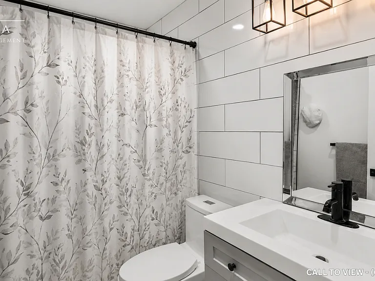99 Wellington St E #1 — Photo 14