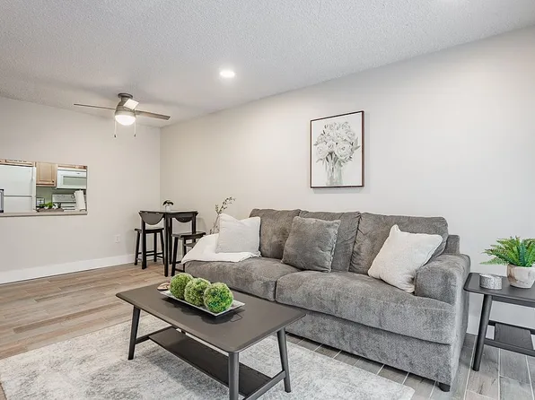 1100 Erie Ave APT 106, Evansville, IN 47715