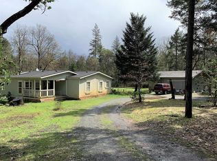 6139 Riverbanks Rd, Grants Pass, OR 97527