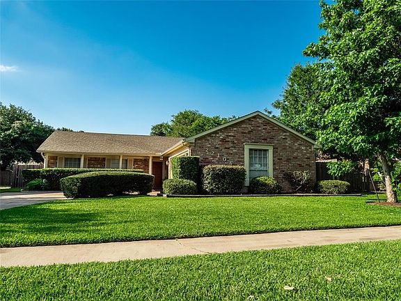 4th image of 22106 Deville Dr