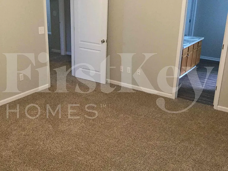 11540 Alicias Ct — Photo 8