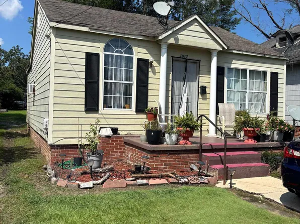 1017 3rd Ave, Gadsden, AL 35901