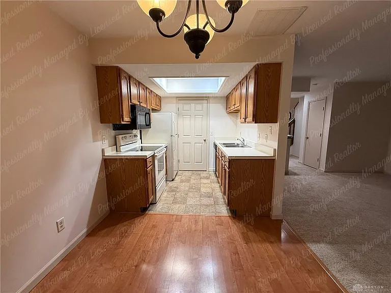 9765 Centerville Creek Ln — Photo 11