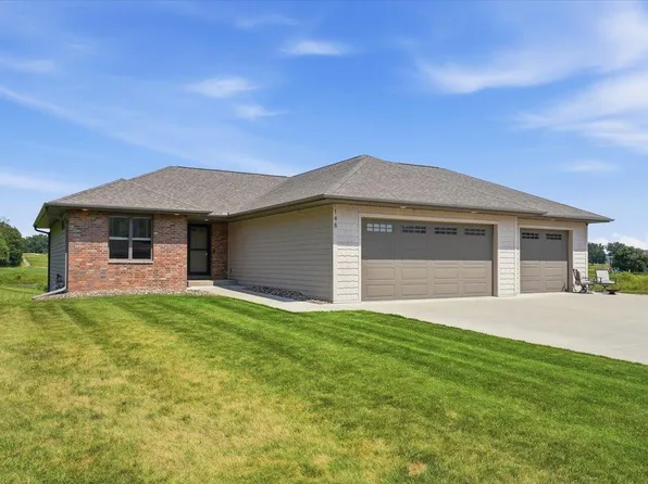 148 Medinah Cir W, Lake City, MN 55041