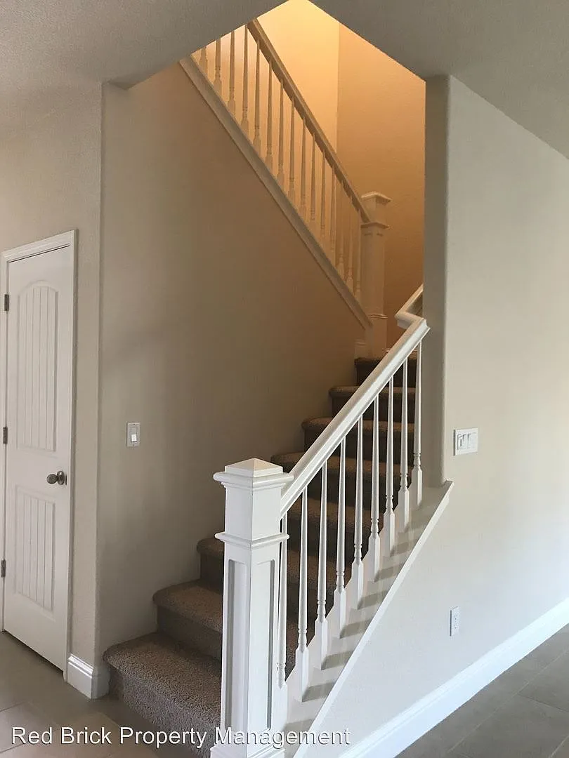 4633 Tolman Way photo 1
