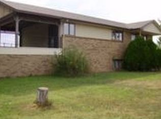 9711 E Pretty Prairie Rd, Mount Hope, KS 67108