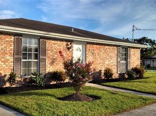 2801 Ashley Dr, Violet, LA 70092