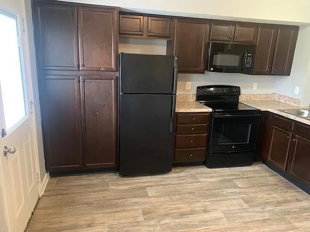 820 Professional Park Dr #3A — Photo 5