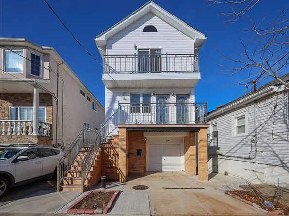 117 Winham Ave, Staten Island, NY 10306