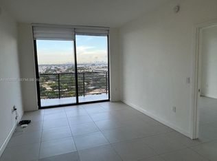 5350 Park Condo, Doral, FL 33166