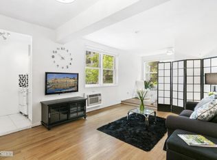 320 E 35th St APT 4G, New York, NY