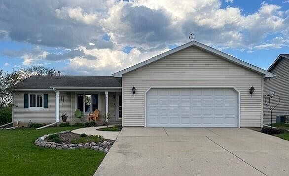 1st image of 4211 51st AVENUE