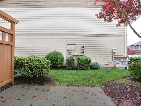 5th image of 18516 36th Ave W #7-F
