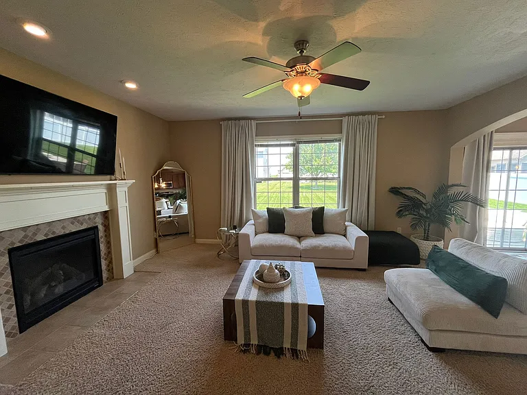 Dry Sage Cir — Photo 4