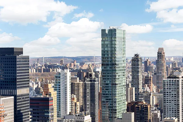 Rented by Compass | media 42