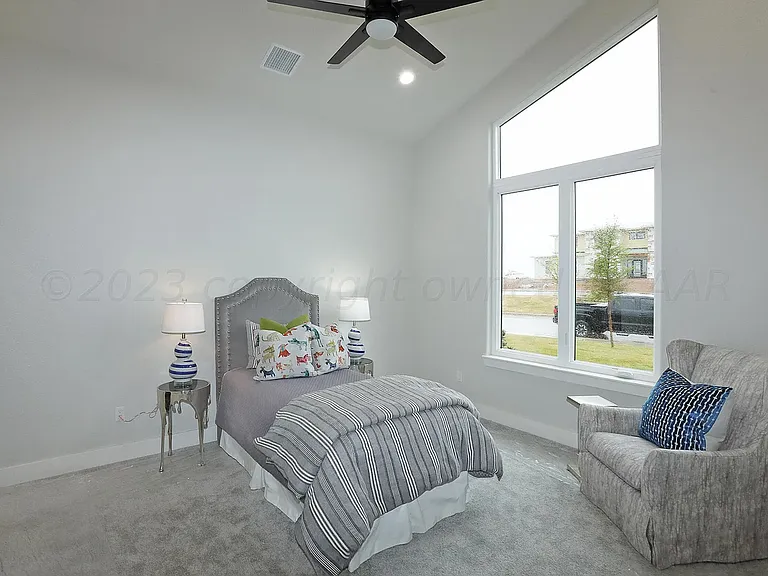 9405 Rockridge — Photo 31
