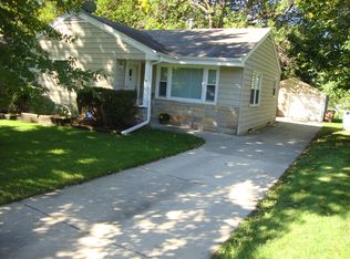 1300 68th St, Windsor Heights, IA 50324