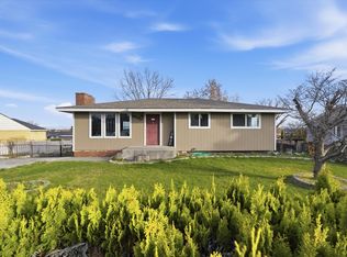6816 W Yellowstone Ave, Kennewick, WA 99336