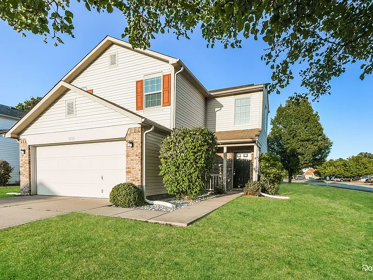 5719 Wooden Branch Dr — Photo 2