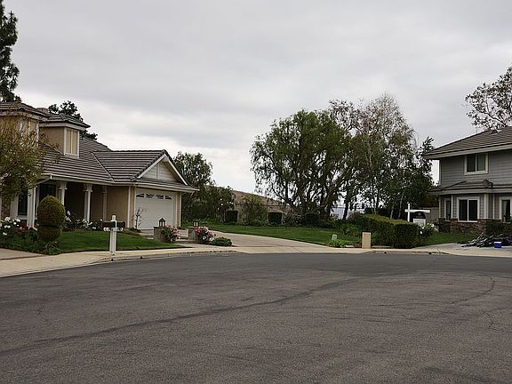 5th image of 782 Aspen Oak Ct