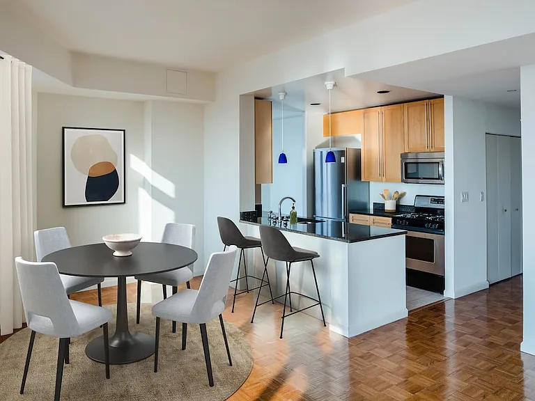 Classic Package III kitchen and dining area