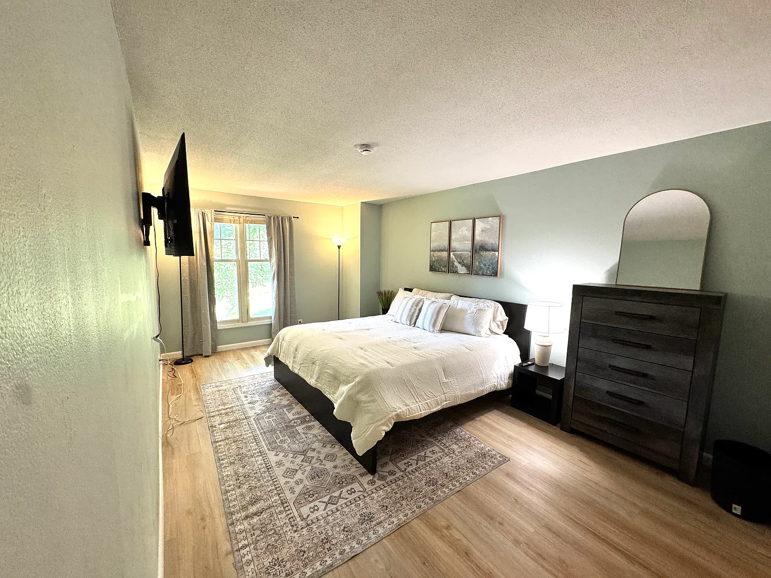 2505 S Kiwanis Ave — Photo 4