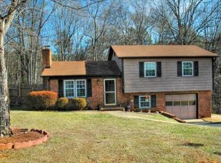 155 Trinity Dr, King, NC 27021