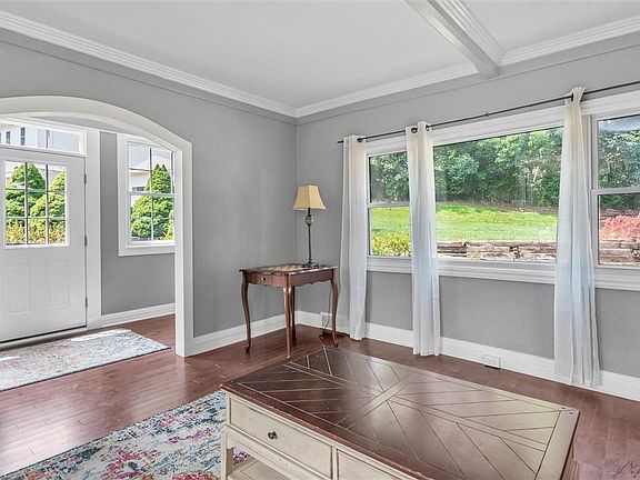 5th image of 35 Arlington Park