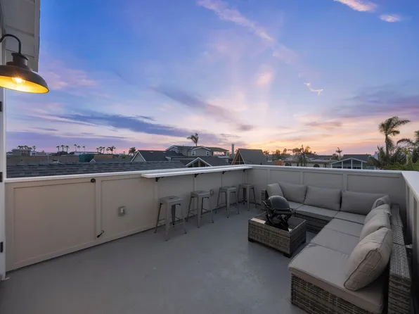 Lugonia ES, 301 Lugonia St #1/2, Newport Beach, CA 92663