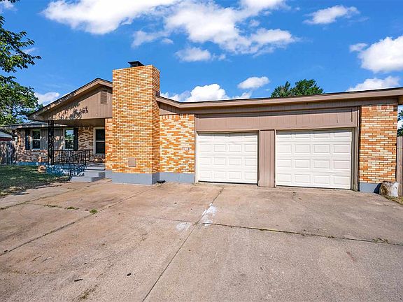 3rd image of 1520 NW 43rd St