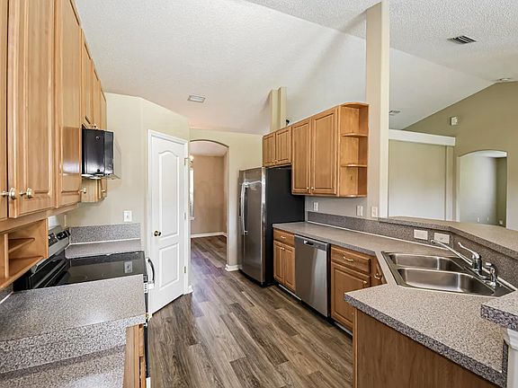 2nd image of 6873 Wall Springs Dr
