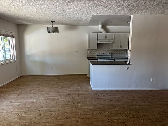 5th image of 6574 Fountain Ave APT 10