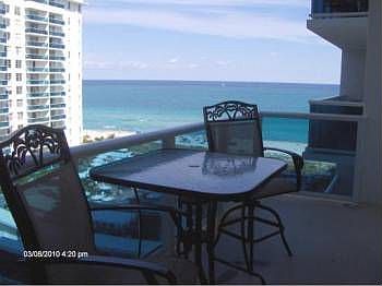 1st image of 1020 Collins Ave