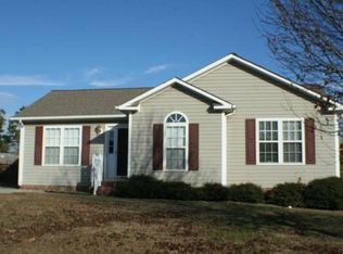 3623 Southpark Dr, High Point, NC 27263