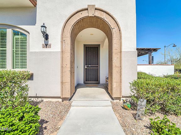 5th image of 20521 W MAIDEN Lane