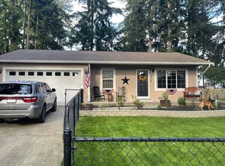 19017 19th St SW, Lakebay, WA 98349