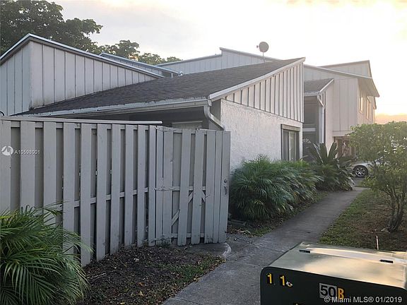 2nd image of 5812 NW 22nd St #21-C