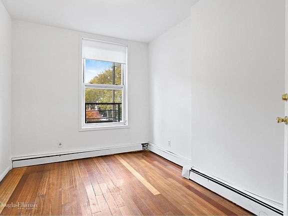 2nd image of 305 Franklin Ave APT 2R